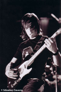 Jeff Beck ? Non, Shanka de No One is Innocent...