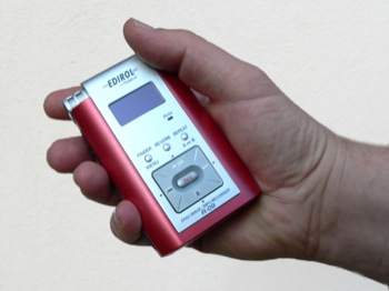 R-09 dans la main